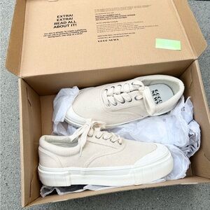 Good‎ News Opal Organic Canvas Recycled Rubber Cream Canvas Sneakers Sz 40